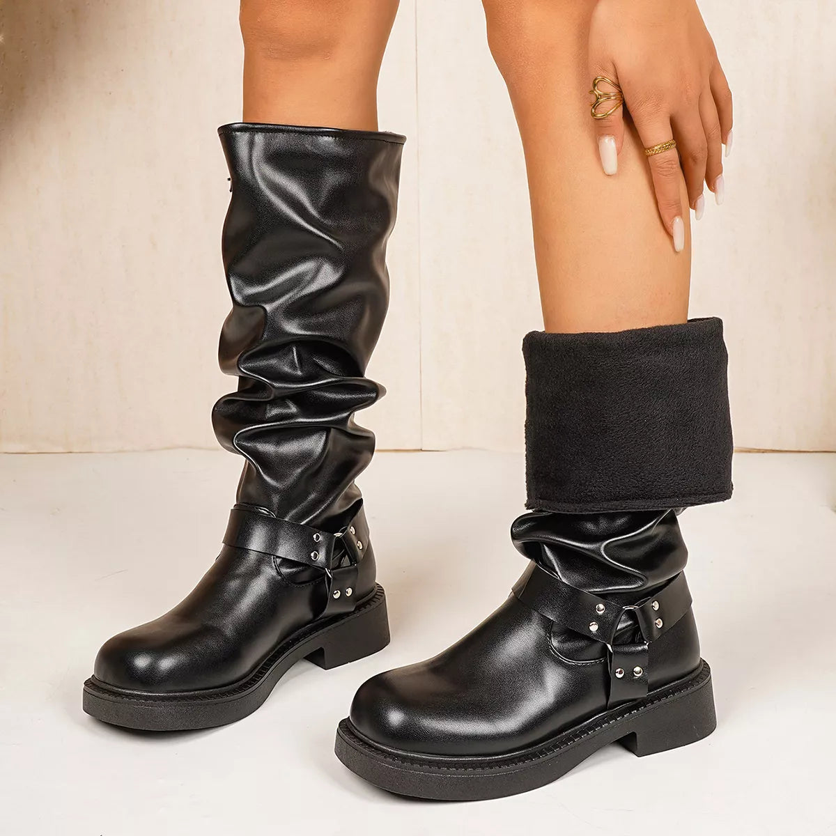 Round Toe Block Heels Boots - Black - View 6