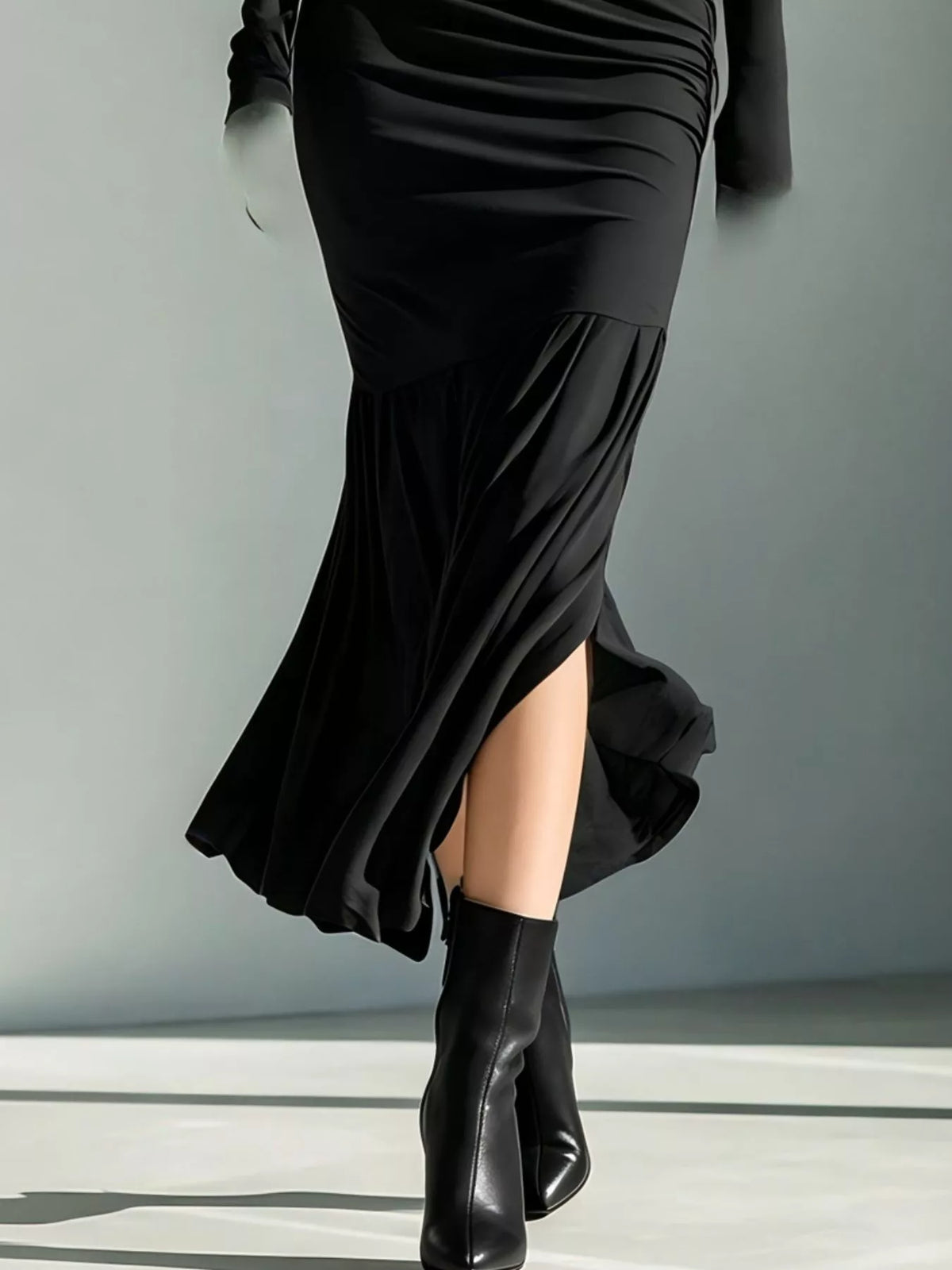 Full Size Slit Turtleneck Ruched Bodycon Mermaid Dress Plus Size - Black - View 3