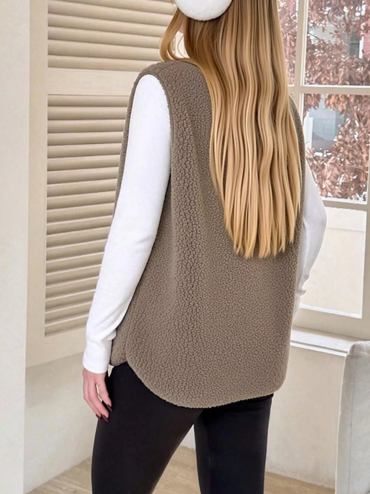 Sherpa Sleeveless Vest Coat - Khaki - View 9