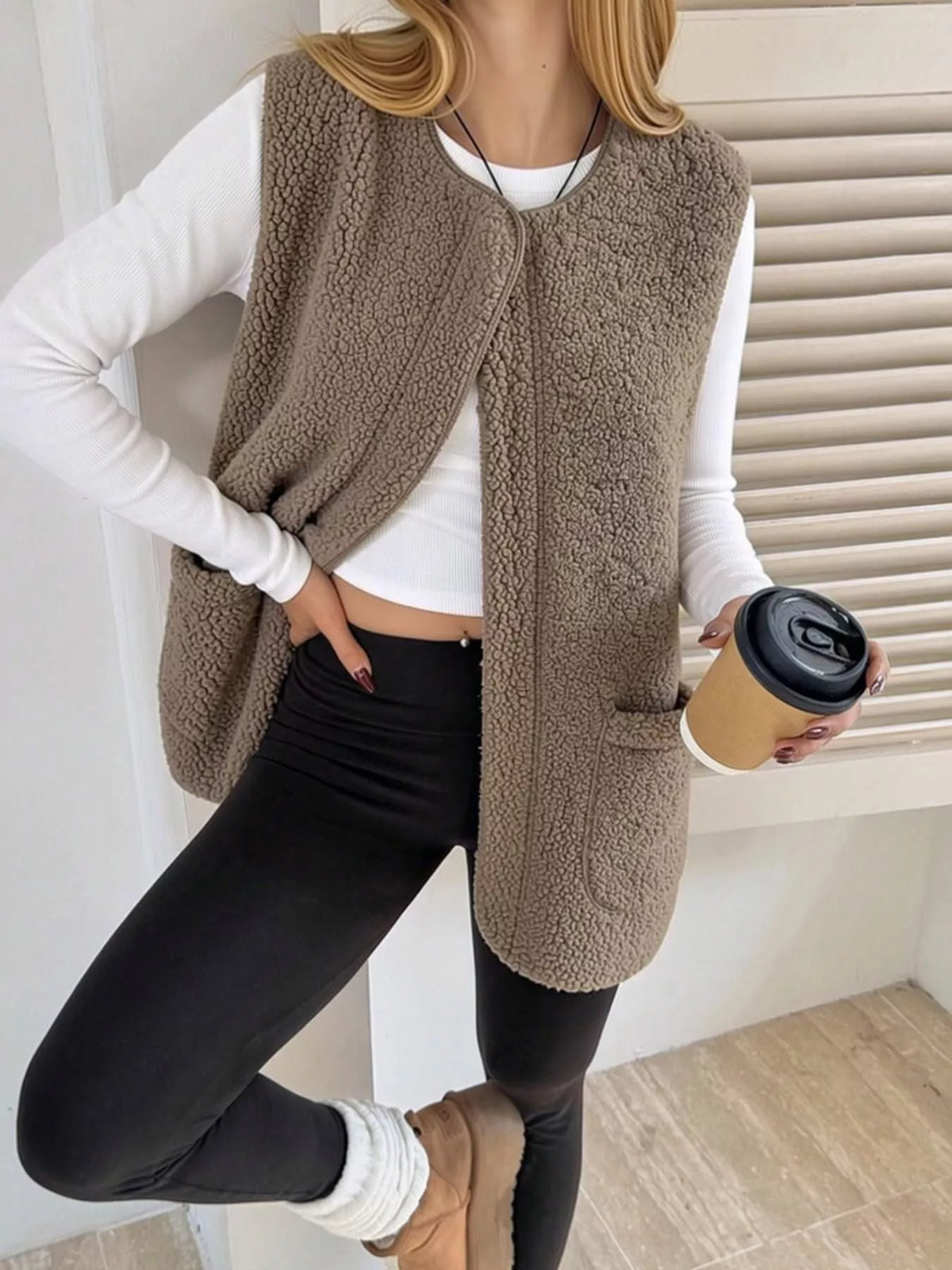 Sherpa Sleeveless Vest Coat - Khaki - View 7