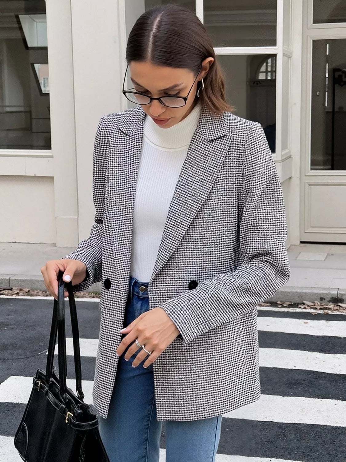 Houndstooth Patterned Double-Breasted Blazer - Black - View 3