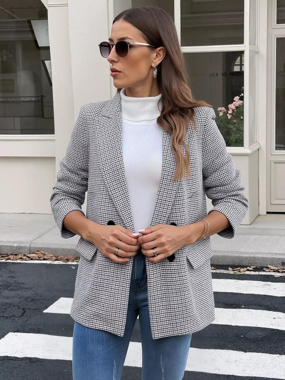 Houndstooth Patterned Double-Breasted Blazer - Black - View 2