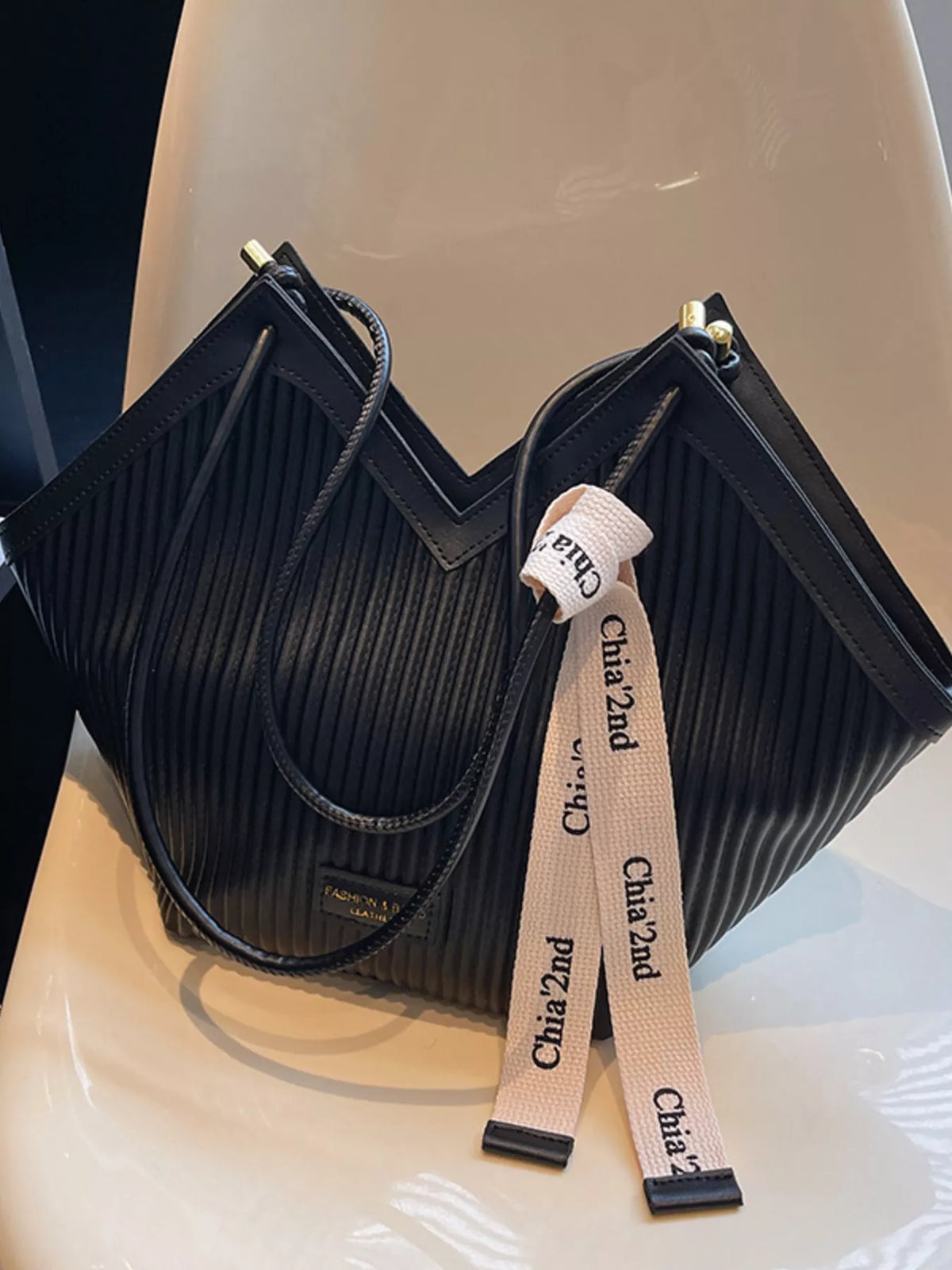 Textured Leather Shoulder Bag - Black - View 6