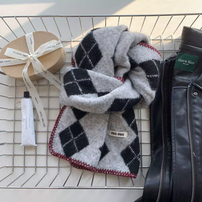 Argyle Pattern Warm Scarf - Gray - View 3
