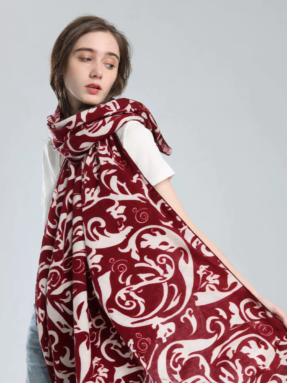 Floral Patterned Contrast Scarf