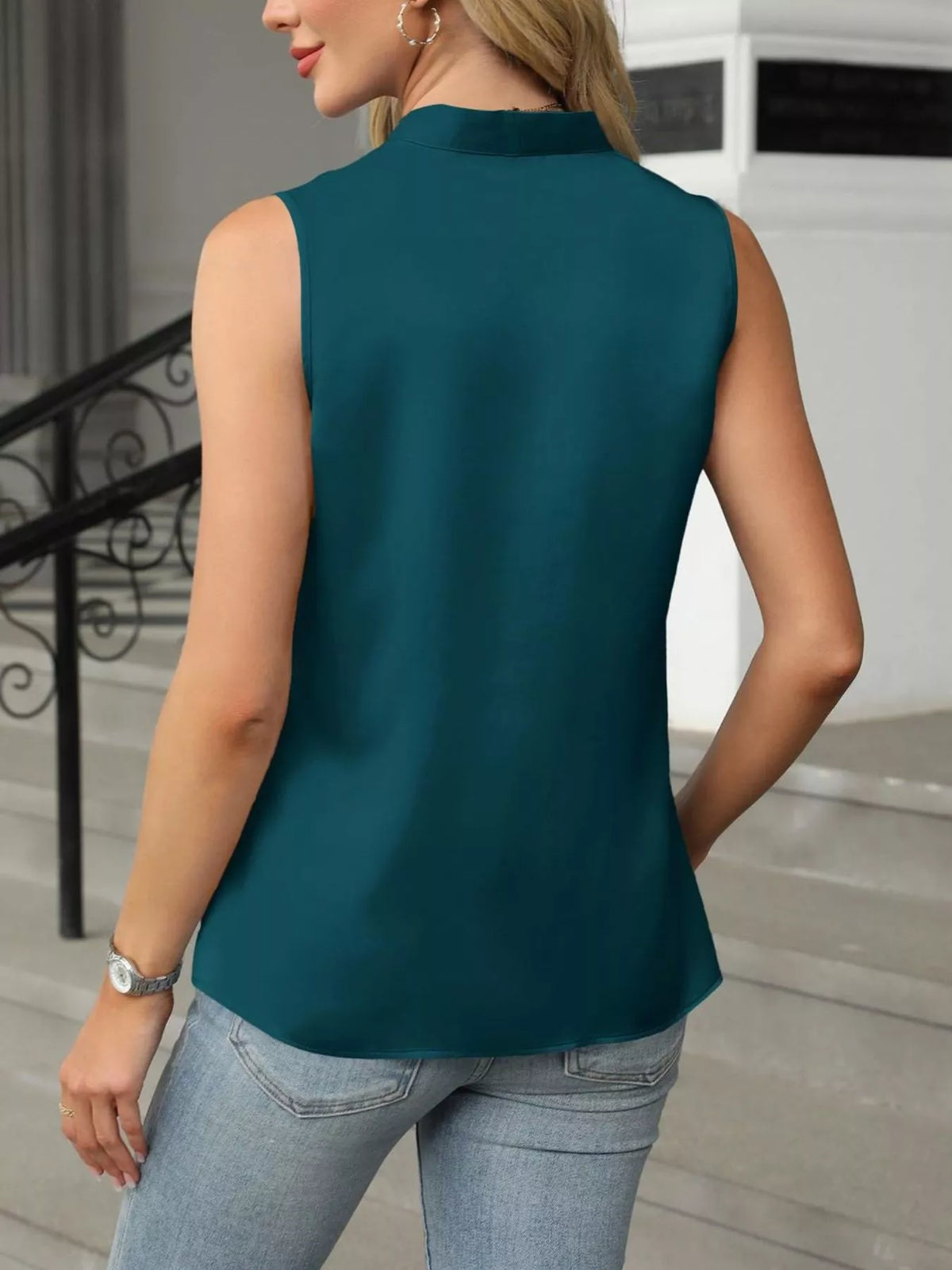 V-Neck Satin Tank - Sea blue - View 13