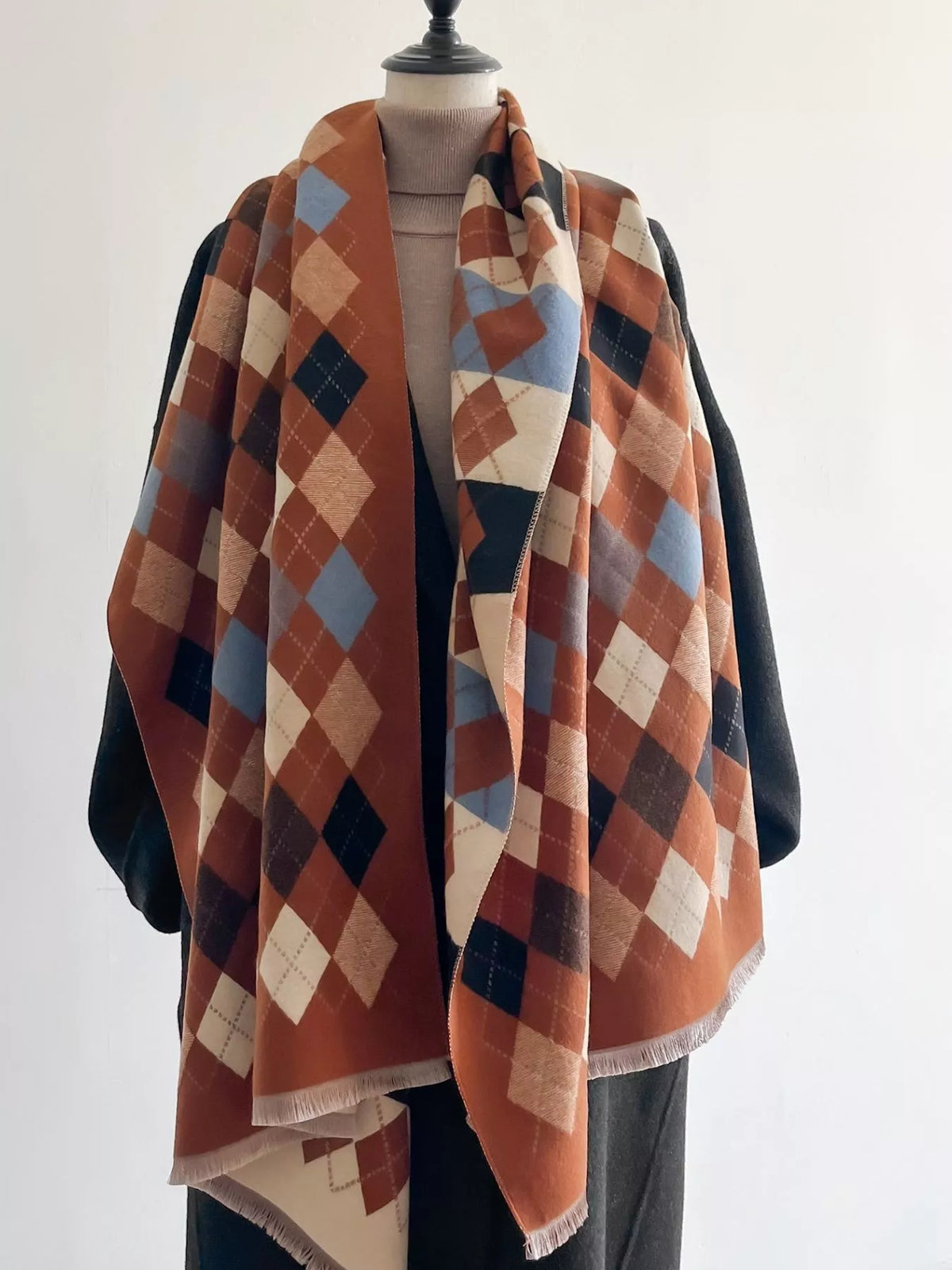 Diamond Pattern Warm Scarf - Style C - View 5