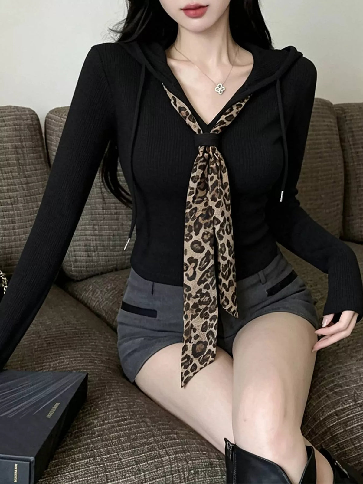 Chic Long Sleeve Hooded T-Shirt with Leopard Scarf Detail - Black - View 2