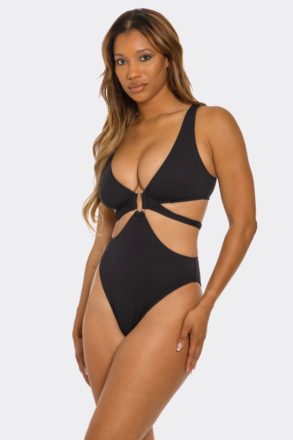 Winnie One Piece - image 1